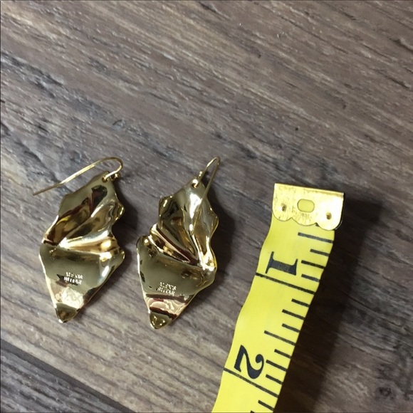 Brand new Alexis Bitter gold statement earrings - Picture 4 of 4